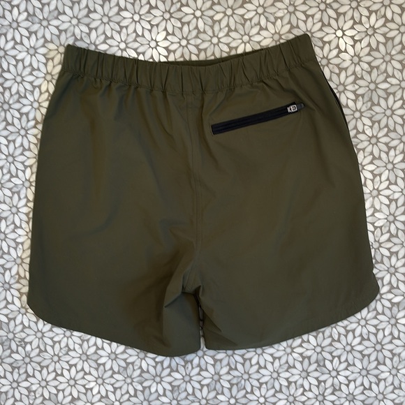 Men's Topo Designs River Shorts in Olive, Size M - Picture 2 of 7